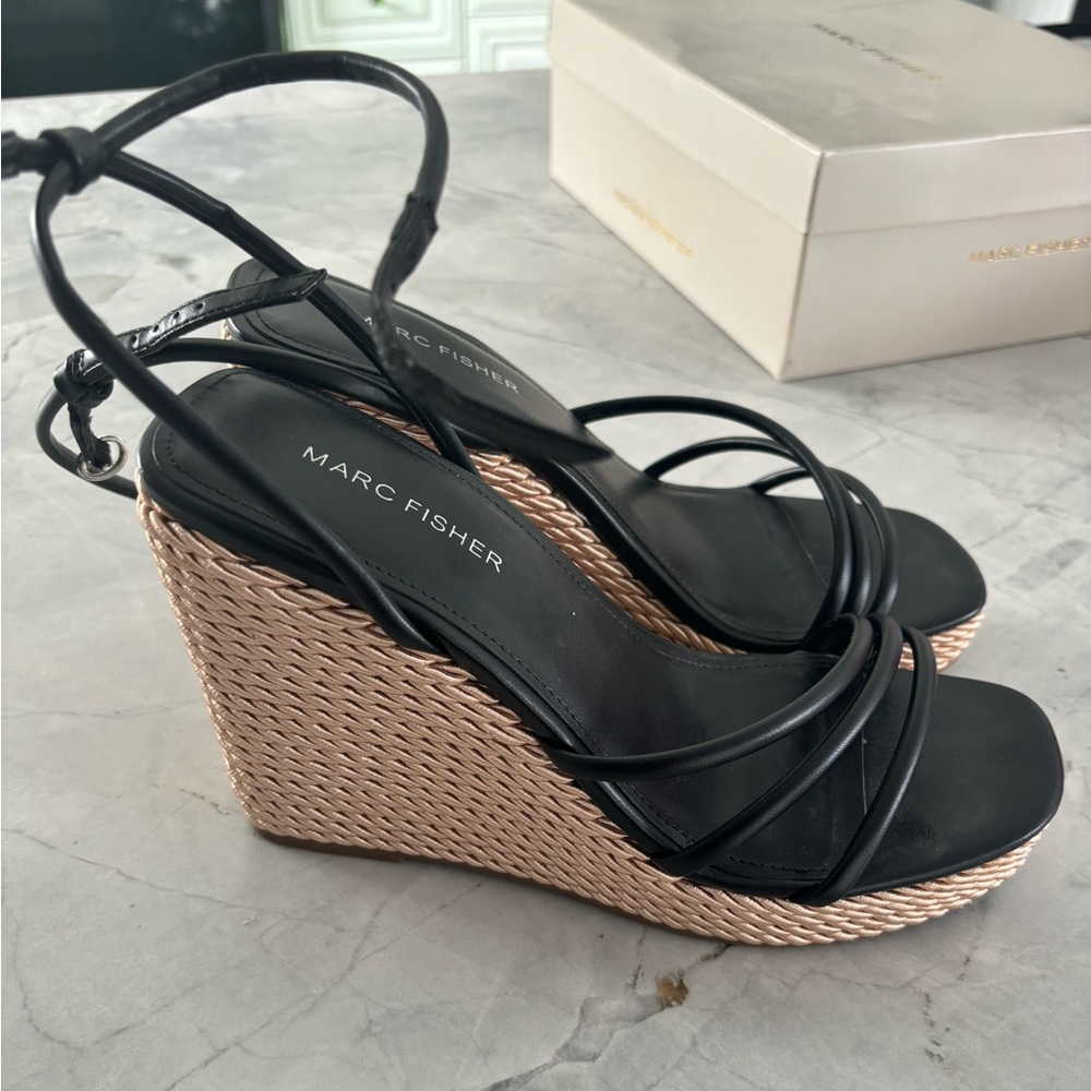Marc Fisher Black Leather Ankle Strap High Platform Wedge Sandals 9M